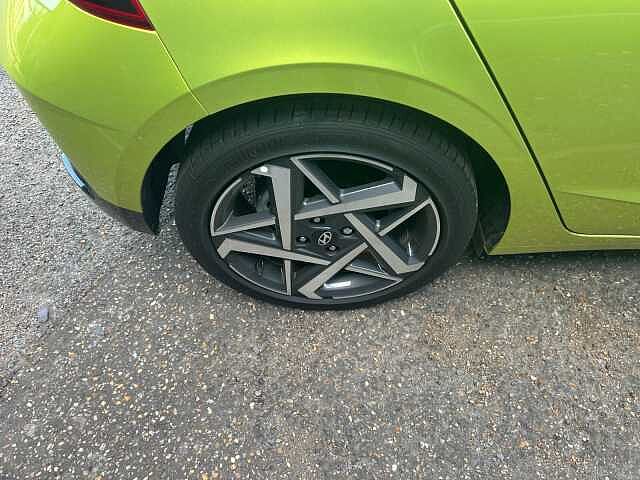 Hyundai i20 1.0T GDi Premium 5dr DCT