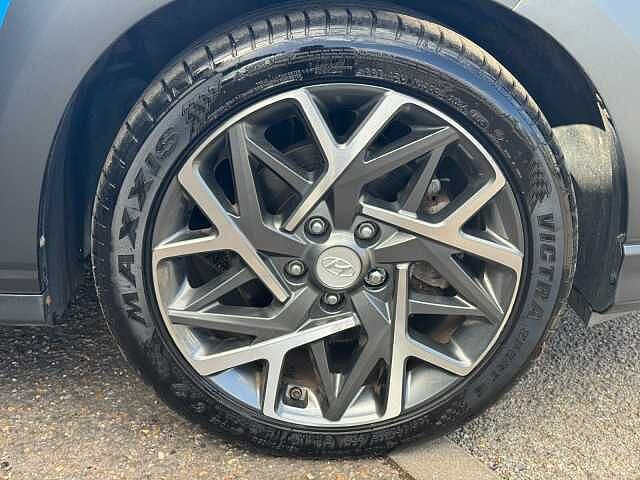 Hyundai KONA 1.6 GDi Hybrid Premium 5dr DCT Blue Lagoon