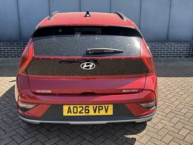 Hyundai BAYON 1.0 TGDi Ultimate 5dr DCT Dragon Red