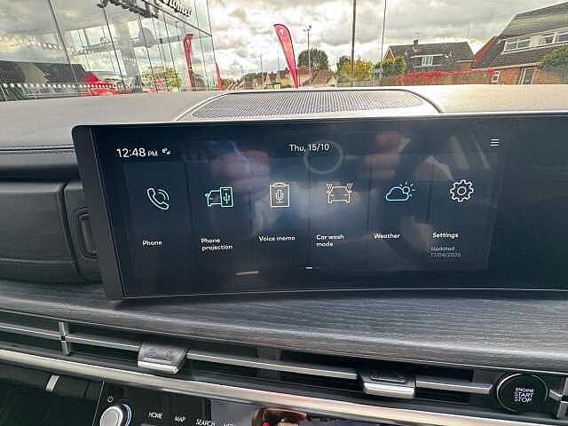 Hyundai Santa Fe 1.6 TGDi 239 Hybrid Ultimate 5dr Auto