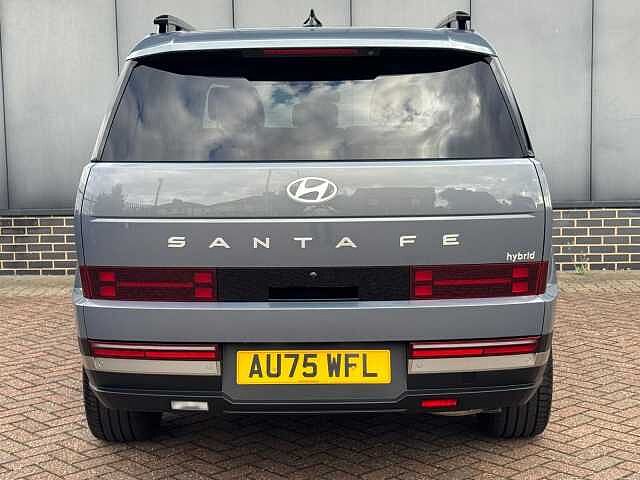 Hyundai Santa Fe 1.6 TGDi 239 Hybrid Ultimate 5dr Auto