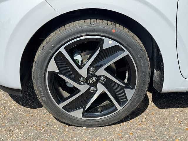 Hyundai I10 1.2 [79] Premium 5dr [Nav] Lumen Gray