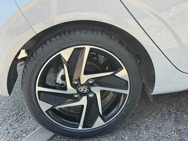 Hyundai I10 1.2 [79] Premium 5dr [Nav] Lumen Gray