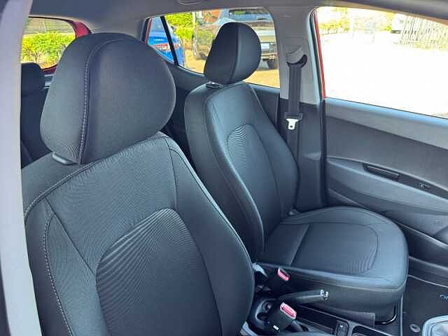 Hyundai i10 1.2 Premium SE 5dr Auto