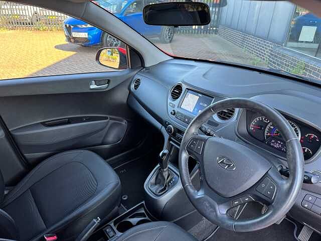 Hyundai i10 1.2 Premium SE 5dr Auto