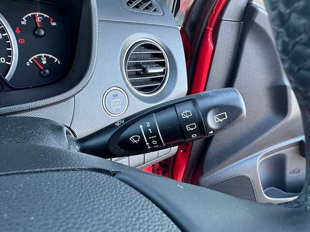 Hyundai i10 1.2 Premium SE 5dr Auto
