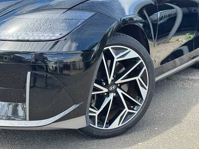 Hyundai IONIQ 6 168kW Premium 77kWh 4dr Auto Abyss Black Prl