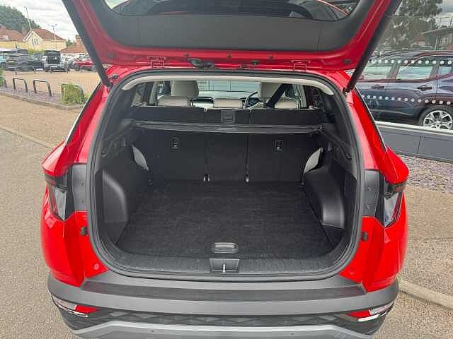 Hyundai TUCSON 1.6 TGDi Hybrid 230 Ultimate 5dr 2WD Auto Red
