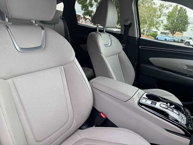Hyundai TUCSON 1.6 TGDi Hybrid 230 Ultimate 5dr 2WD Auto Red
