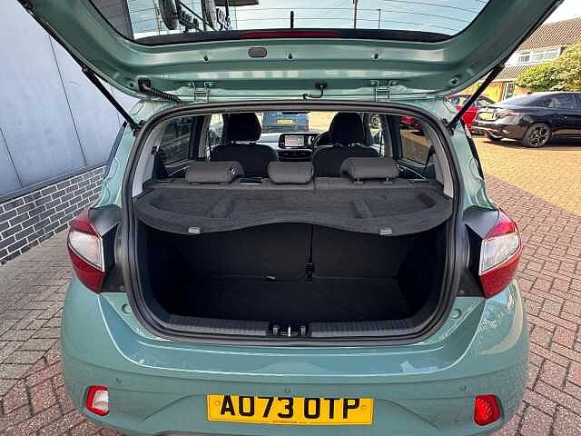 Hyundai i10 1.0 MPi Premium 5dr