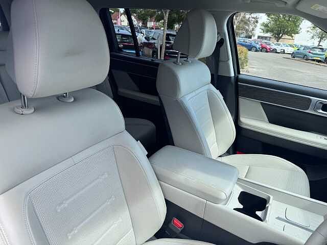Hyundai SANTA FE 1.6 TGDi Plug-in Hybrid Ultimate 5dr 4WD Auto Olive Green
