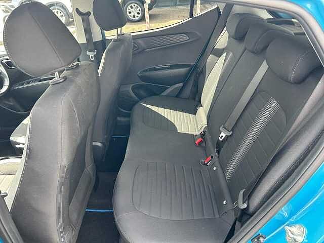 Hyundai i10 1.2 MPi Premium 5dr