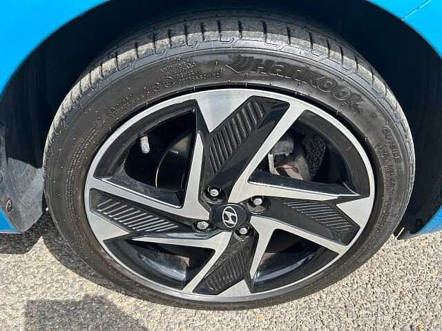 Hyundai i10 1.2 MPi Premium 5dr