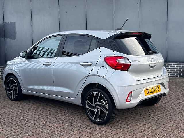 Hyundai I10 1.2 Premium 5dr Auto Silver