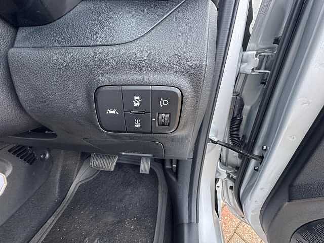 Hyundai I10 1.2 Premium 5dr Auto Silver