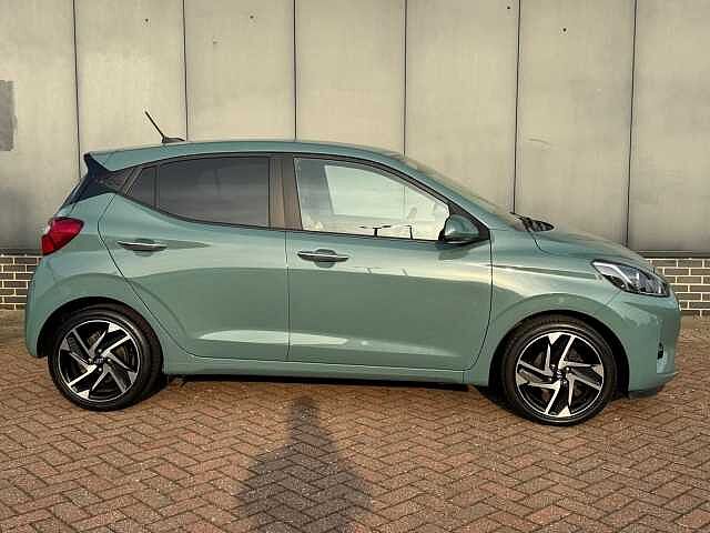Hyundai i10 1.0 MPi Premium 5dr