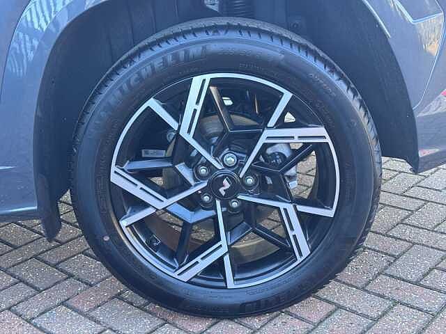 Hyundai TUCSON 1.6T 239 Hybrid N Line 5dr Auto Ectrnc Gry Prl