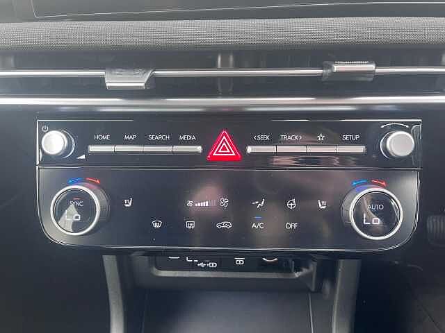 Hyundai TUCSON 1.6 T-GDi Premium DCT Euro 6 (s/s) 5dr Grey