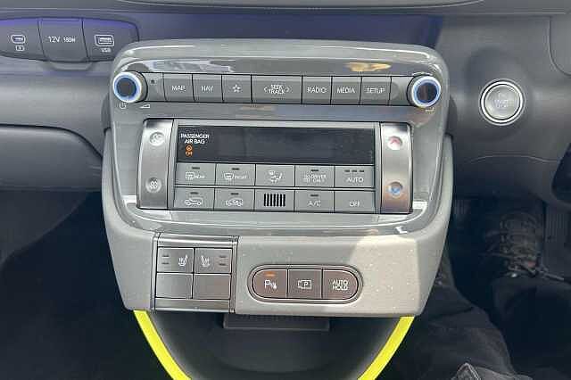 Hyundai INSTER Long Range 49kWh Cross Auto 5dr