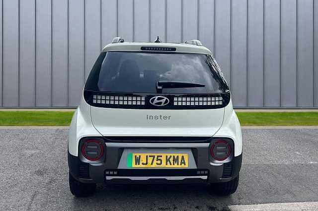 Hyundai INSTER Long Range 49kWh Cross Auto 5dr