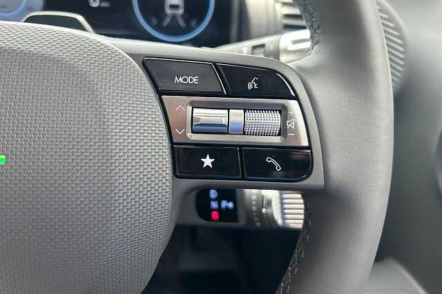 Hyundai INSTER Long Range 49kWh Cross Auto 5dr