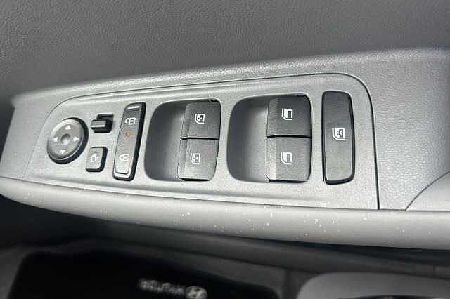 Hyundai INSTER Long Range 49kWh Cross Auto 5dr