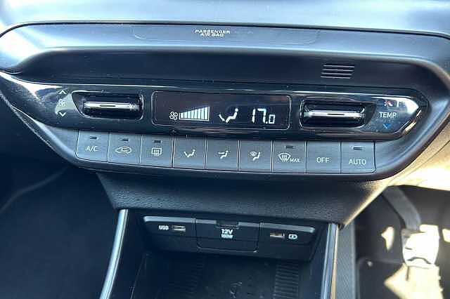Hyundai BAYON 1.0 T-GDi MHEV Premium Euro 6 (s/s) 5dr
