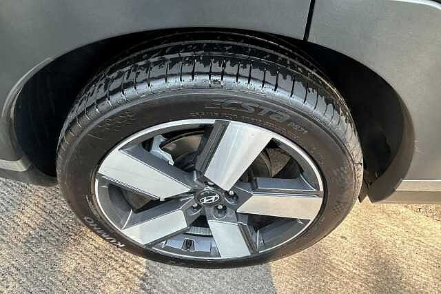 Hyundai Santa Fe 1.6 T-GDi 13.8kWh Premium Auto 4WD Euro 6 (s/s) 5dr (7Seat)