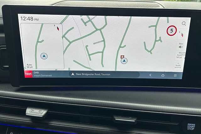 Hyundai SANTA FE 1.6 T-GDi 13.8kWh Calligraphy Auto 4WD Euro 6 (s/s) 5dr (7Seat) White