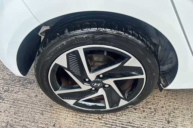 Hyundai i10 1.0 Premium Euro 6 (s/s) 5dr