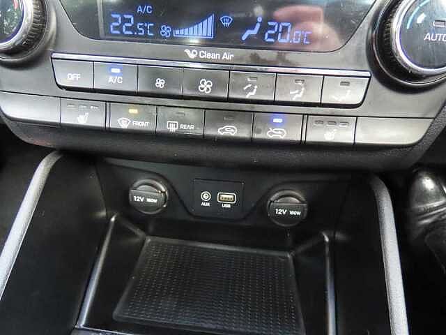 Hyundai Tucson 1.7 CRDi Blue Drive Sport Edition 5dr 2WD