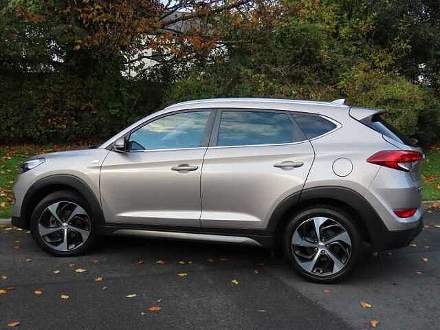 Hyundai Tucson 1.7 CRDi Blue Drive Sport Edition 5dr 2WD