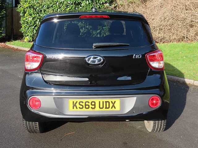 Hyundai I10 1.2 Premium SE 5dr Auto Black