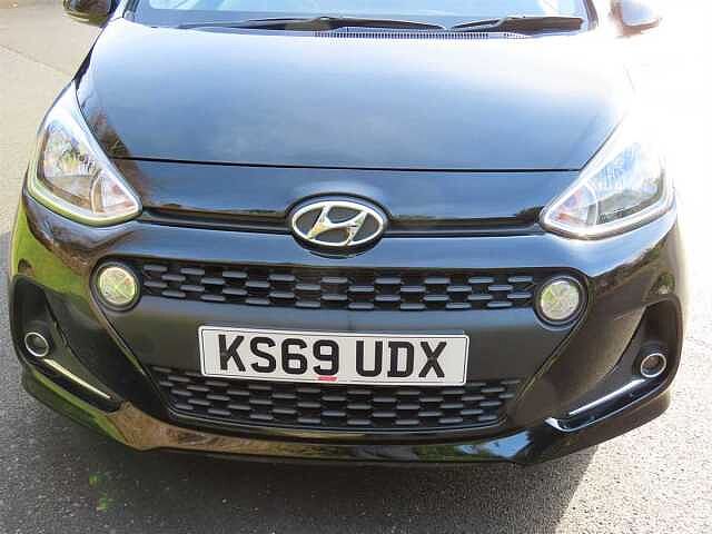 Hyundai I10 1.2 Premium SE 5dr Auto Black
