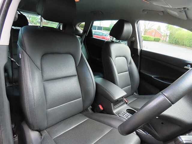 Hyundai Tucson 2.0 CRDi 185 Premium 5dr Auto