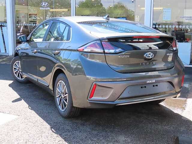 Hyundai Ioniq 100kW Premium 38kWh 5dr Auto