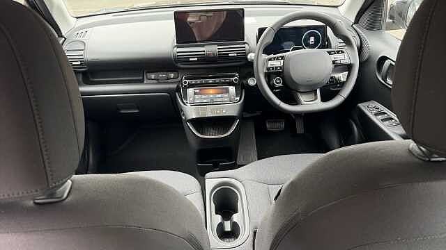 Hyundai INSTER 71kW 01 42kWh 5dr Auto Electric Hatchback Black