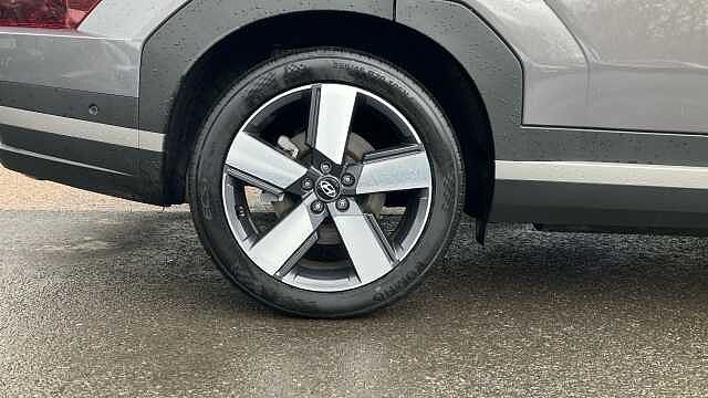Hyundai SANTA FE 1.6 TGDi Plug-in Hybrid Ultimate 5dr 4WD Auto Estate