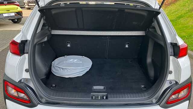 Hyundai KONA 150kW Premium 64kWh 5dr Auto Electric Hatchback White