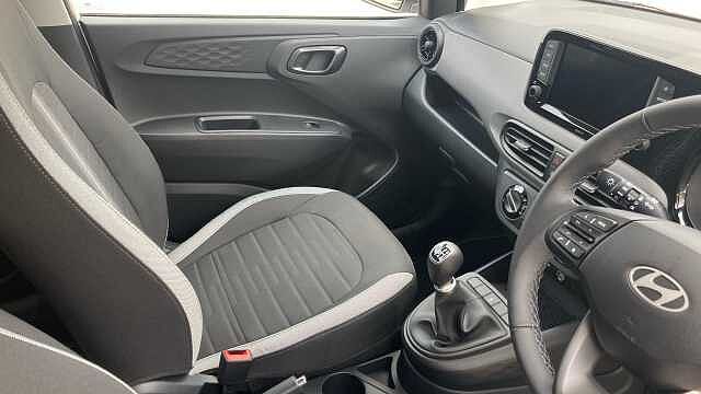 Hyundai I10 1.0 [63] Advance 5dr [Nav] Petrol Hatchback Special Solid Paint - Atlas White