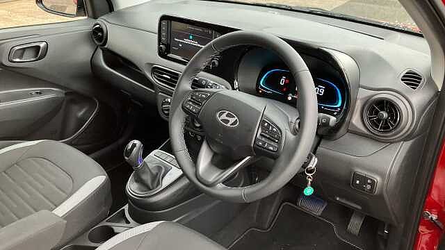Hyundai I10 1.0 [63] Advance 5dr Auto [Nav] Petrol Hatchback Dragon Red - Pearl