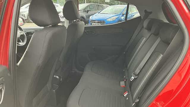 Hyundai I10 1.0 [63] Advance 5dr Auto [Nav] Petrol Hatchback Dragon Red - Pearl