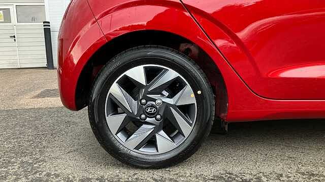 Hyundai I10 1.0 [63] Advance 5dr Auto [Nav] Petrol Hatchback Dragon Red - Pearl