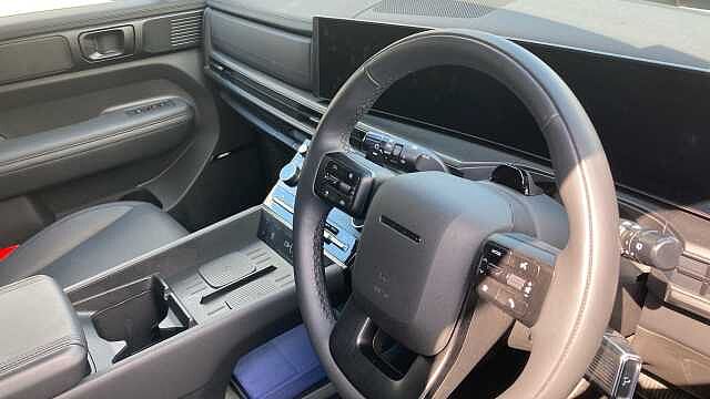 Hyundai SANTA FE 1.6 TGDi 288 PHEV Calligraphy 5dr 4WD Auto Estate Pearl - Abyss Black