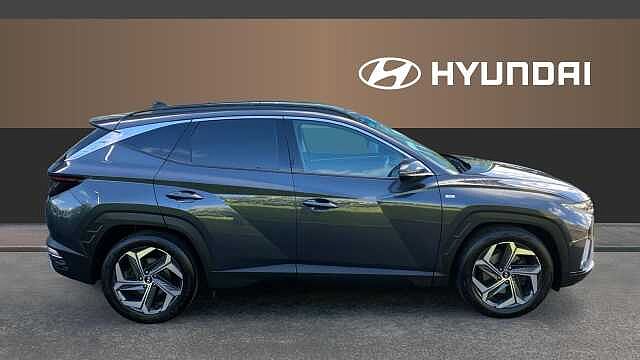 Hyundai TUCSON 1.6 TGDi 48V MHD Ultimate 5dr 2WD DCT Petrol Estate Grey