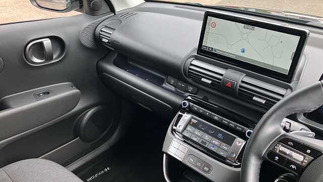 Hyundai INSTER 85kW 02 49kWh 5dr Auto Electric Hatchback