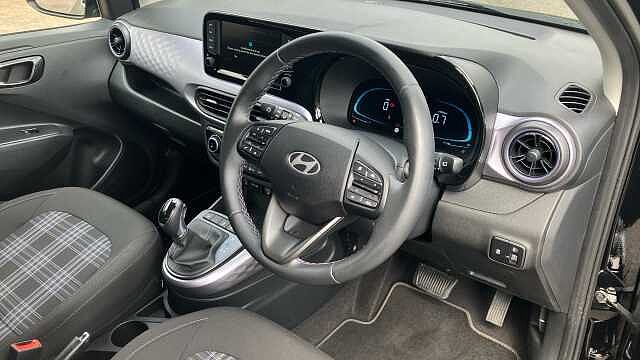 Hyundai I10 1.0 [63] Premium 5dr Auto [Nav] Petrol Hatchback Black