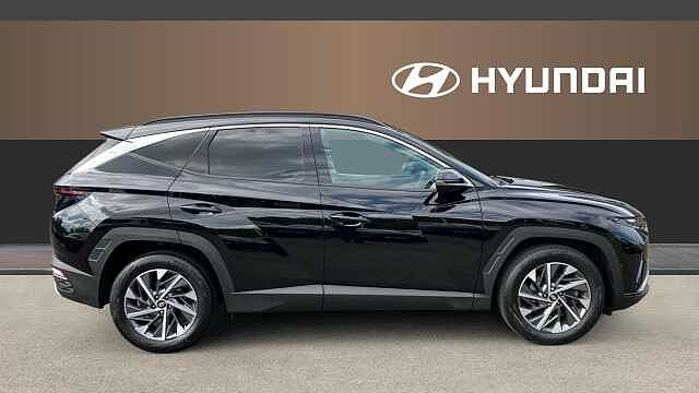Hyundai TUCSON 1.6 TGDi Premium 5dr 2WD Petrol Estate Black