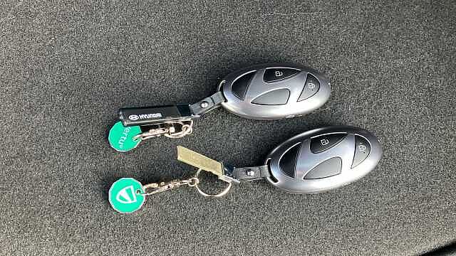 Hyundai KONA 1.6 Hybrid 138 Ultimate 5dr DCT Hybrid Hatchback Green