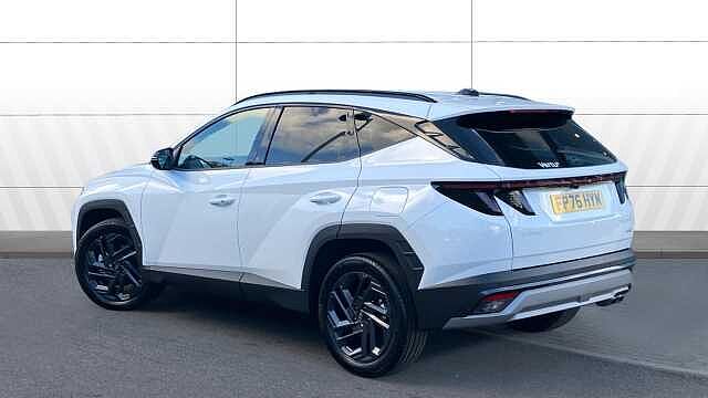 Hyundai TUCSON 1.6T 239 Hybrid Black Line 5dr Auto Hybrid Estate White
